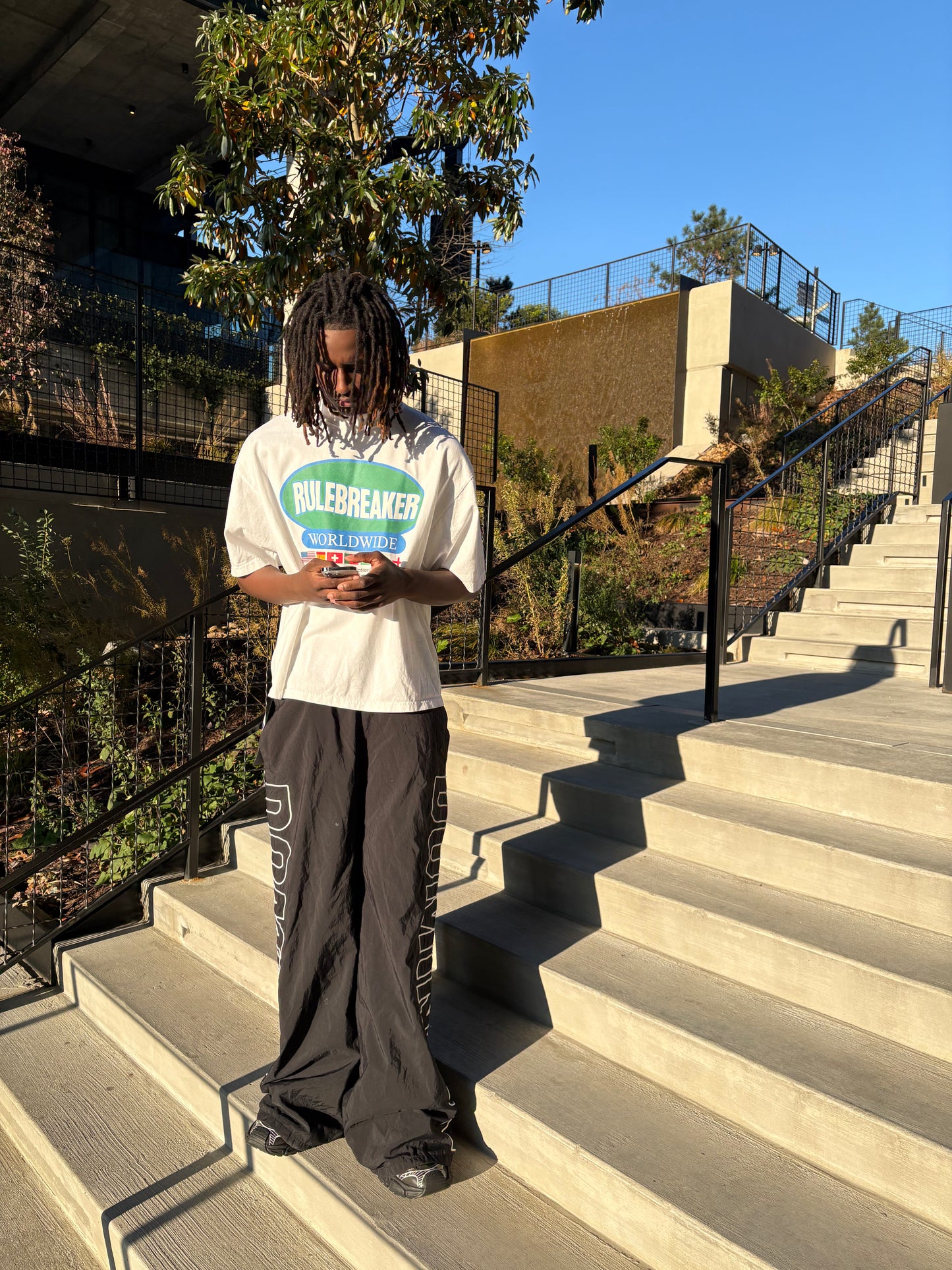 RULEBREAKER WORLDWIDE TEE